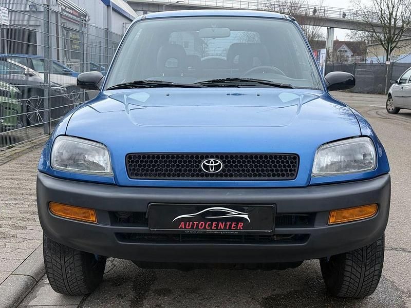 Gebraucht Toyota RAV4 129 PS (94 kW) 1996 Blau SUV