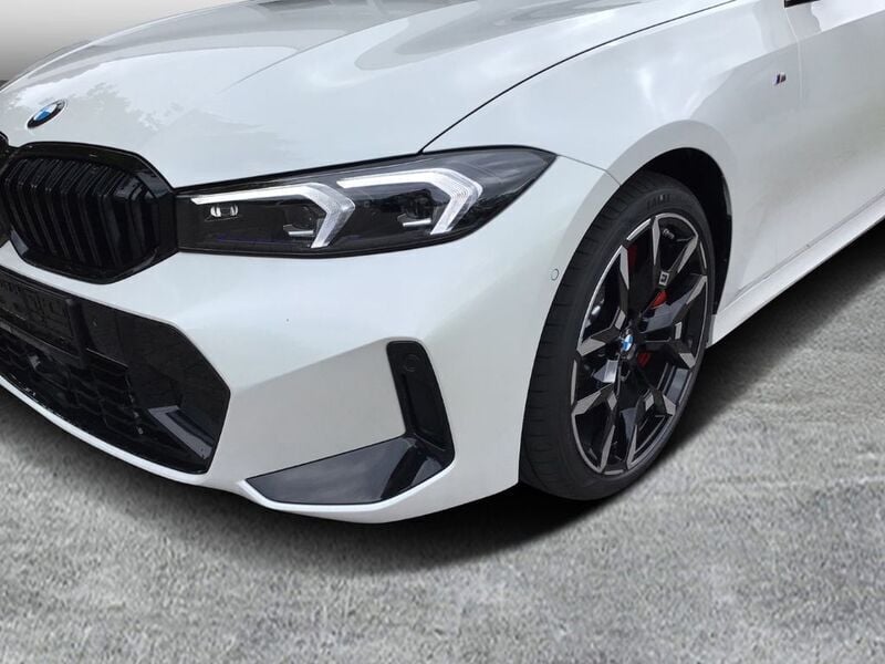 Gebraucht BMW 330 M Sport 286 PS (210 kW) 2025 Weiss Kombi