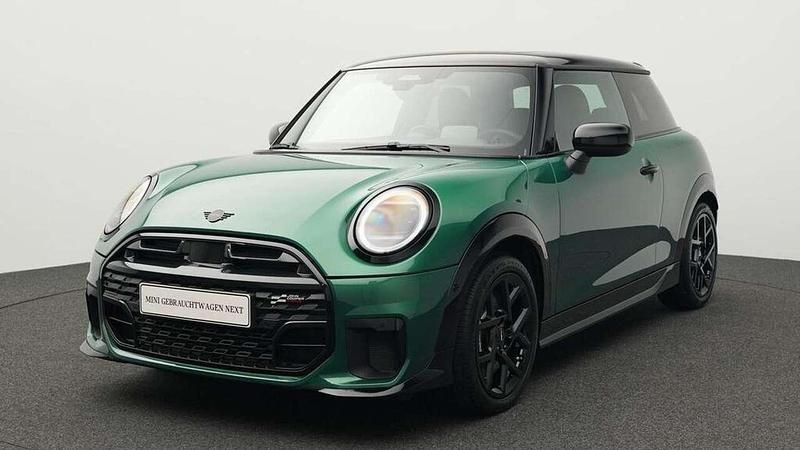Grün Gebraucht 2024 Mini John Cooper Works Kleinwagen | 31.372 € (Superpreis) - Bild 1/4