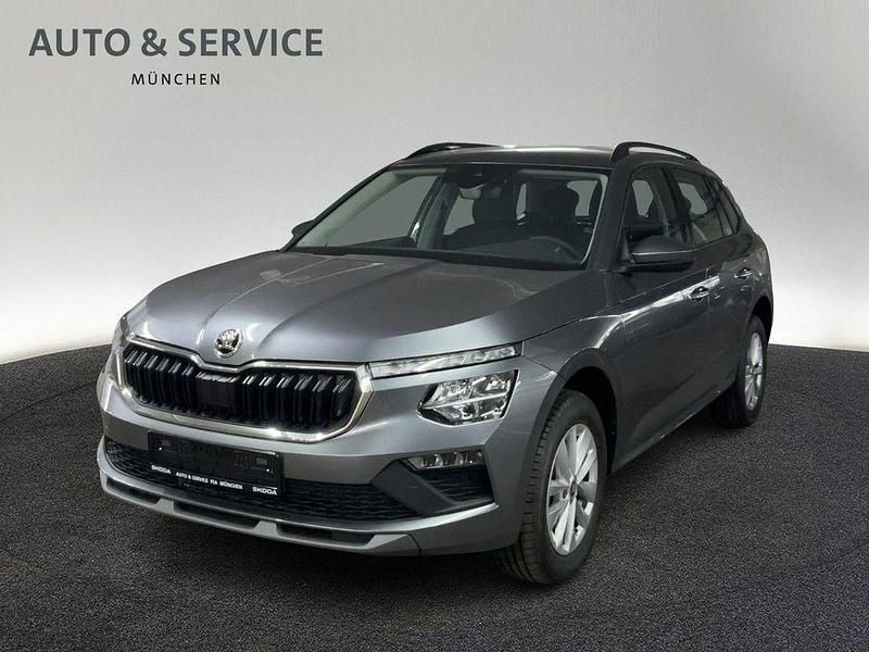 Neu Skoda Kamiq Selection 150 PS (110 kW) 2025 Grau SUV
