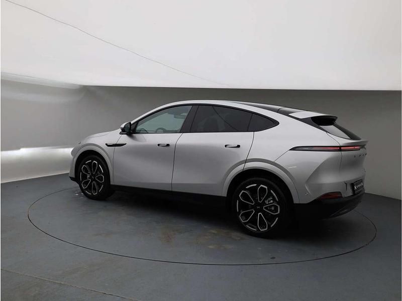 Neu XPENG G6 AWD Performance 358 kW (487 PS) 2026 Silber frost silver SUV