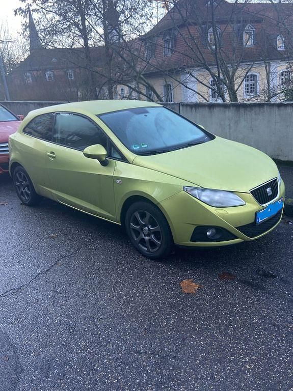 Grün Gebraucht 2009 Seat Ibiza SC Sport Kleinwagen | 2.290 € (Fairer Preis) - Bild 1/4