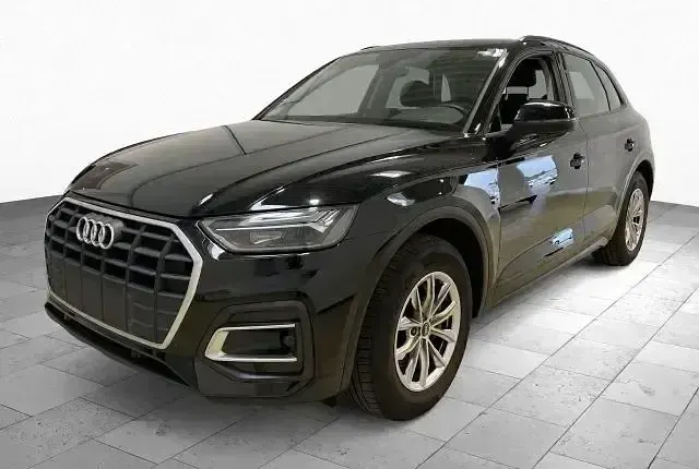 Gebraucht Audi Q5 Sport 163 PS (119 kW) 2022 Schwarz SUV