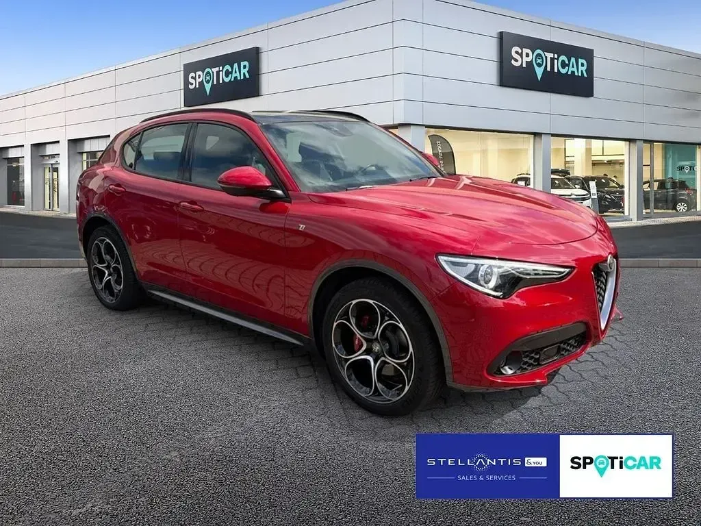 Gebraucht Alfa Romeo Stelvio Ti 209 PS (153 kW) 2022 Rot SUV