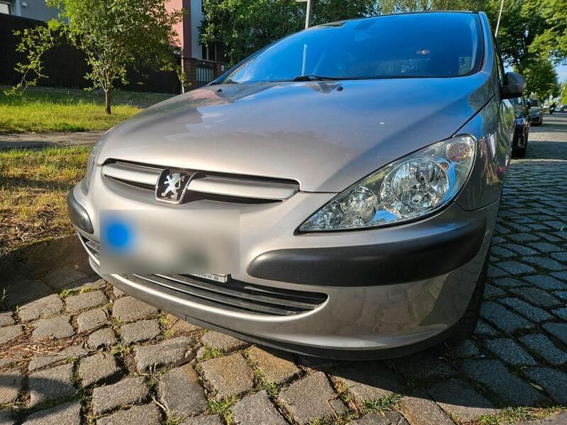 Silber Gebraucht 2002 Peugeot 307 Limousine | 1.199 € (Guter Preis) - Bild 1/4