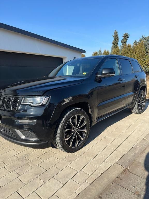 Gebraucht Jeep Grand Cherokee 250 PS (183 kW) 2019 Schwarz SUV