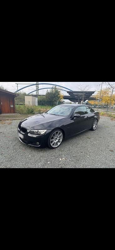 Schwarz Gebraucht 2008 BMW 330 Cabriolet M Sport Cabrio | 9.990 € (Superpreis) - Bild 1/4