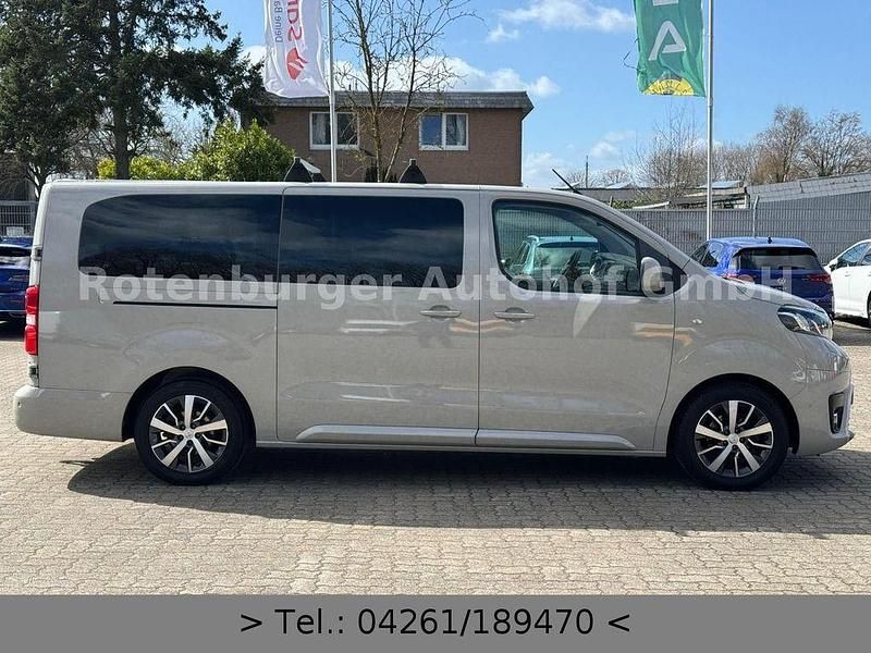 Gebraucht Toyota Proace Verso 177 PS (130 kW) 2019 Grau Kombi