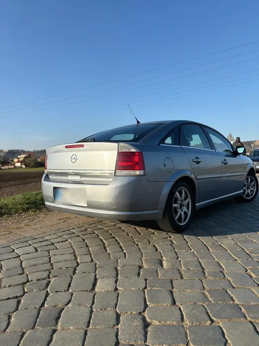 Gebraucht Opel Vectra 155 PS (114 kW) 2007 Andere farben Limousine