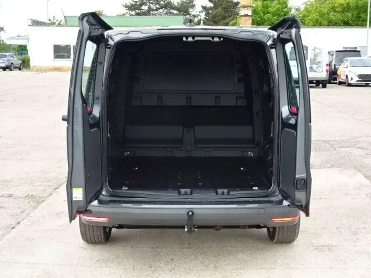 Nowe Ford Transit Connect Limited 122 KM (89 kW) 2026 Szary Minivan