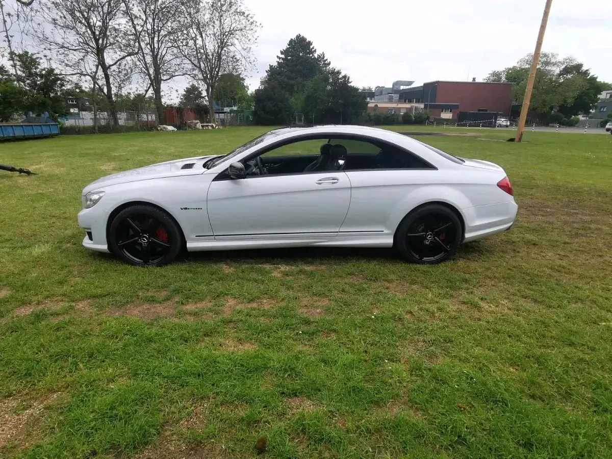 Gebraucht Mercedes CL63 AMG AMG 525 PS (386 kW) 2010 Weiß Coupé