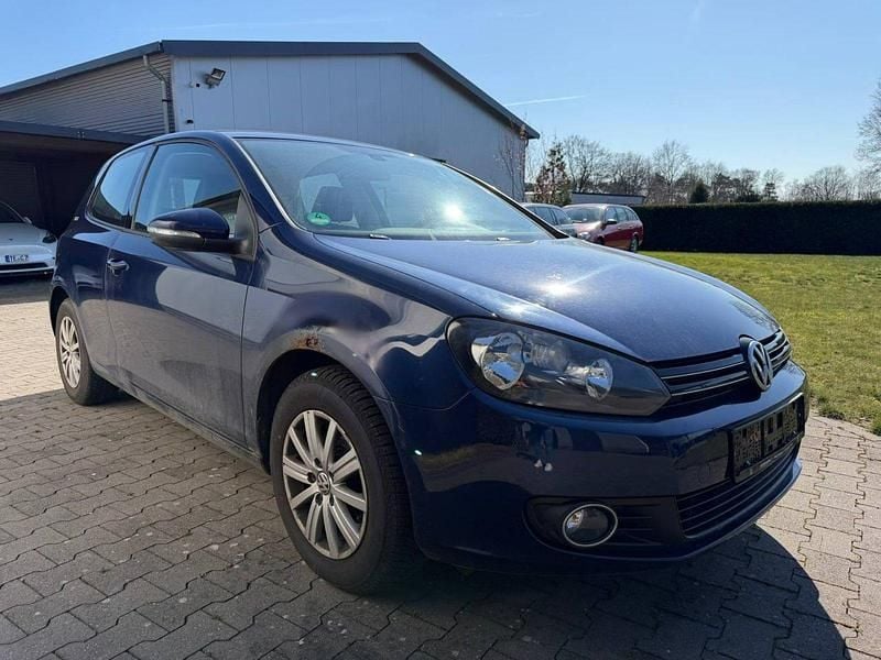 Gebraucht VW Golf VII 85 PS (62 kW) 2012 Blau Limousine