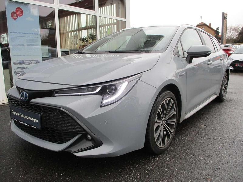 Manhattangrau Gebraucht 2021 Toyota Corolla Kombi | 23.890 € (Guter Preis) - Bild 1/4