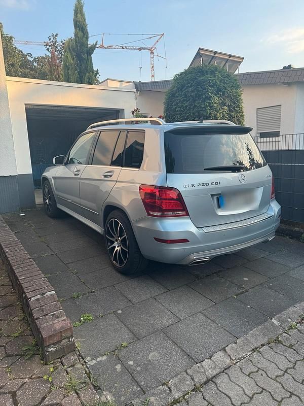 Silber Gebraucht 2012 Mercedes GLK220 SUV | 16.500 € (Fairer Preis) - Bild 1/4