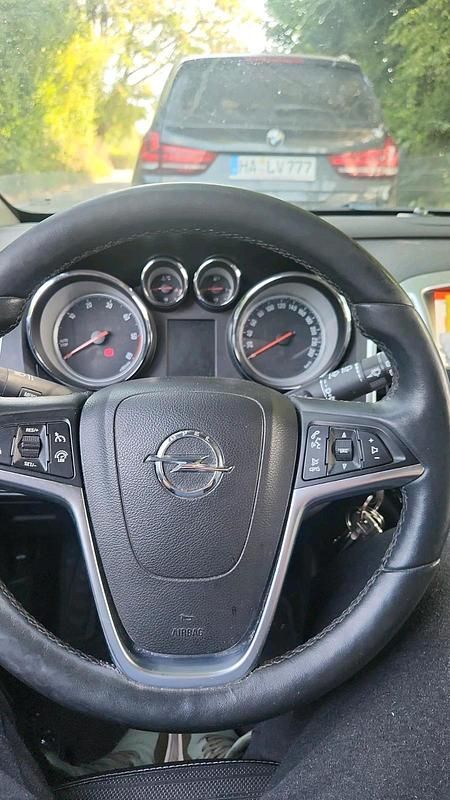 Gebraucht Opel Astra Eco 110 PS (80 kW) 2014 Blau Kombi