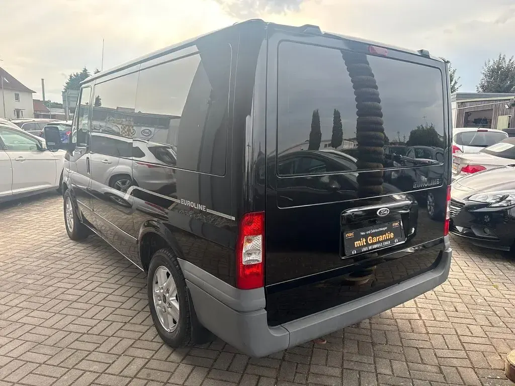 Gebraucht Ford 300 140 PS (102 kW) 2010 Schwarz Van / Kleinbus