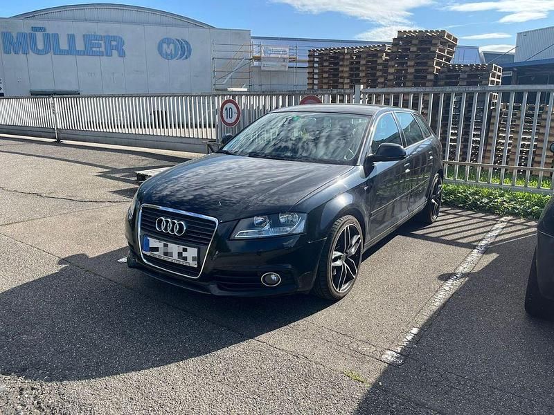 Schwarz Gebraucht 2009 Audi A3 Sportback S-Line Limousine | 8.900 € (Fairer Preis) - Bild 1/4