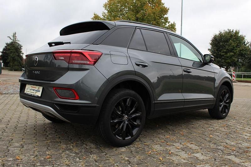 Gebraucht VW T-Roc Style 150 PS (110 kW) 2023 Grau SUV