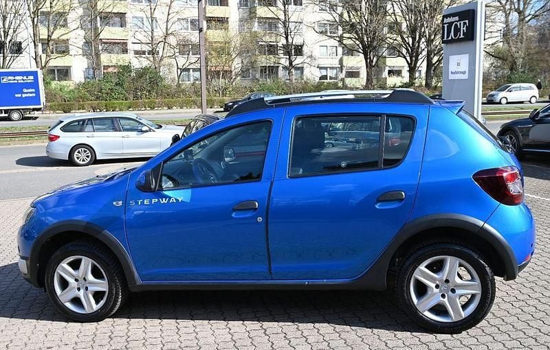 Gebraucht Dacia Duster Prestige 131 PS (96 kW) 2019 Rot SUV