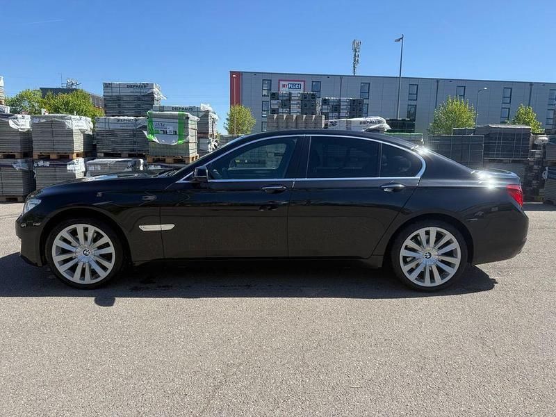 Gebraucht BMW 730 Performance 258 PS (189 kW) 2013 Schwarz Limousine