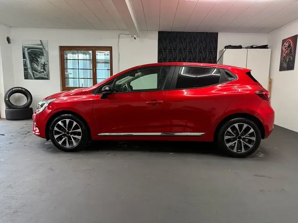 Gebraucht Renault Clio V Zen 91 PS (66 kW) 2022 Rot Limousine