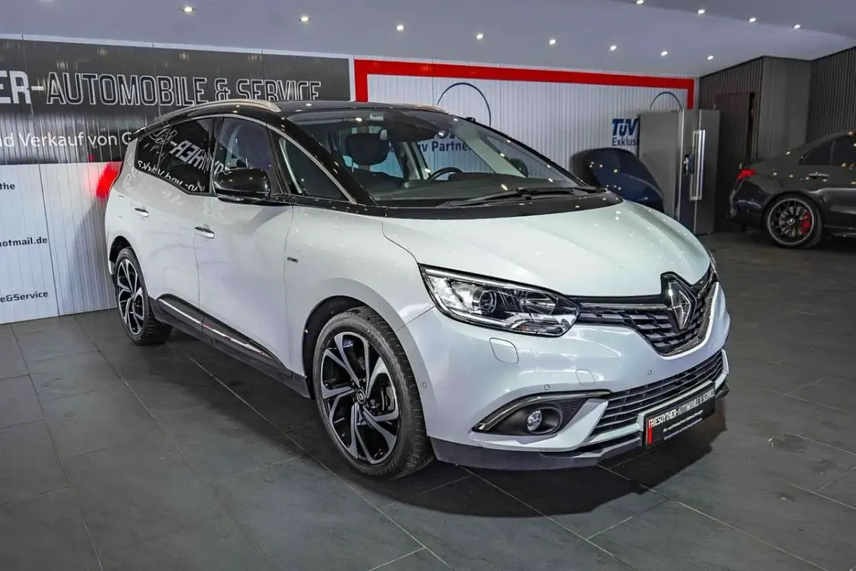 Gebraucht Renault Scénic IV Bose Edition 163 PS (119 kW) 2018 Weiß Van / Kleinbus