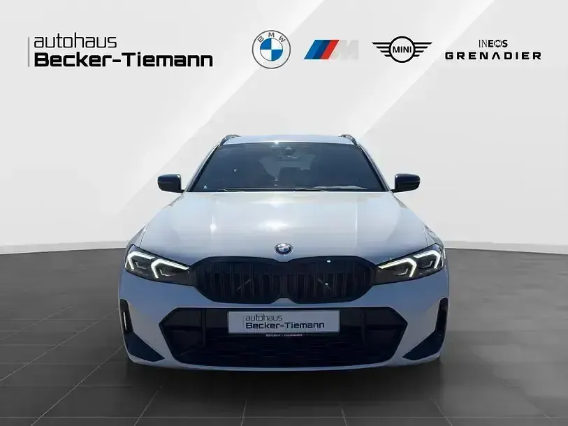 Gebraucht BMW 318 M Sport 150 PS (110 kW) 2023 Weiß Kombi