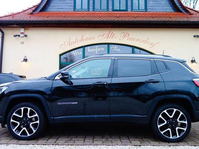 Gebraucht Jeep Compass Limited 140 PS (102 kW) 2019 Schwarz SUV