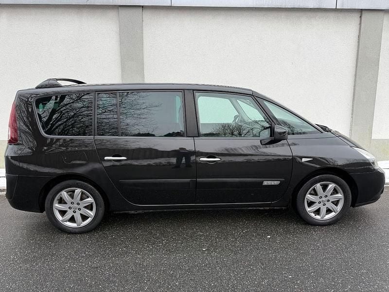 Gebraucht Renault Grand Espace Initiale Paris 150 PS (110 kW) 2014 Schwarz Van / Kleinbus