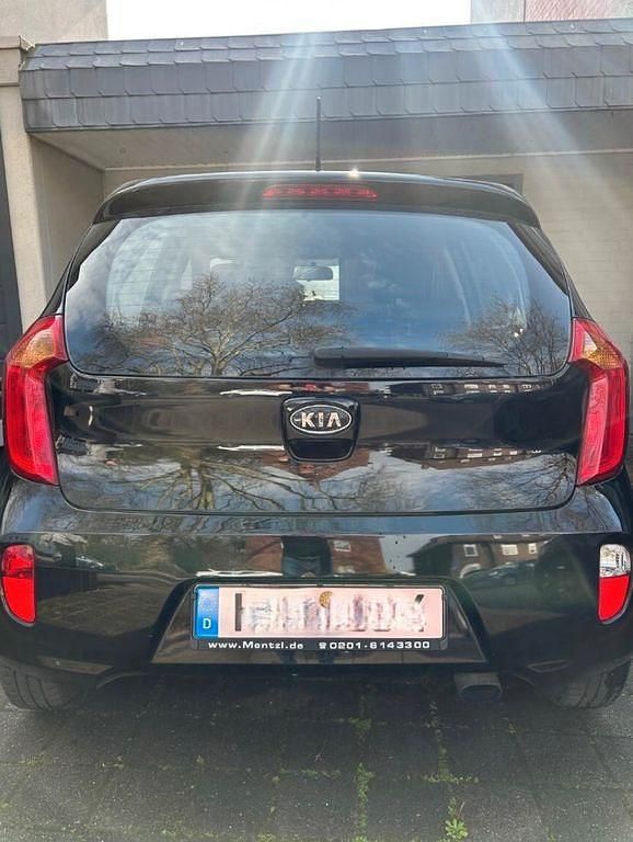 Gebraucht Kia Picanto 69 PS (50 kW) 2011 Schwarz Kleinwagen