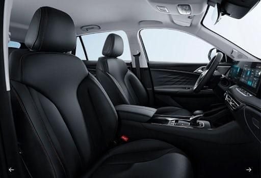 Neu MG ZS Luxury 197 PS (144 kW) 2026 Gruen SUV