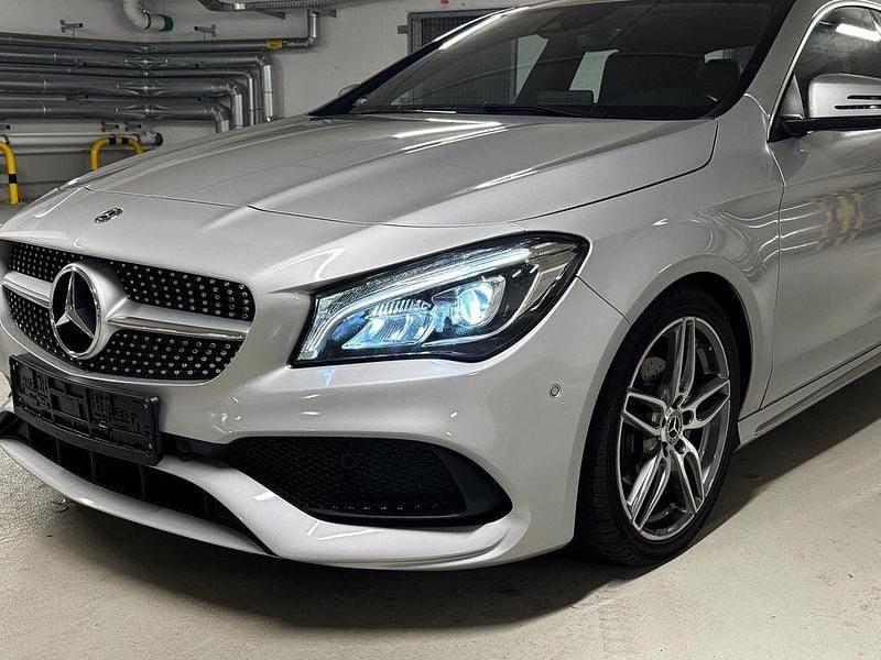 Gebraucht Mercedes CLA180 AMG line 122 PS (89 kW) 2018 Silber Limousine