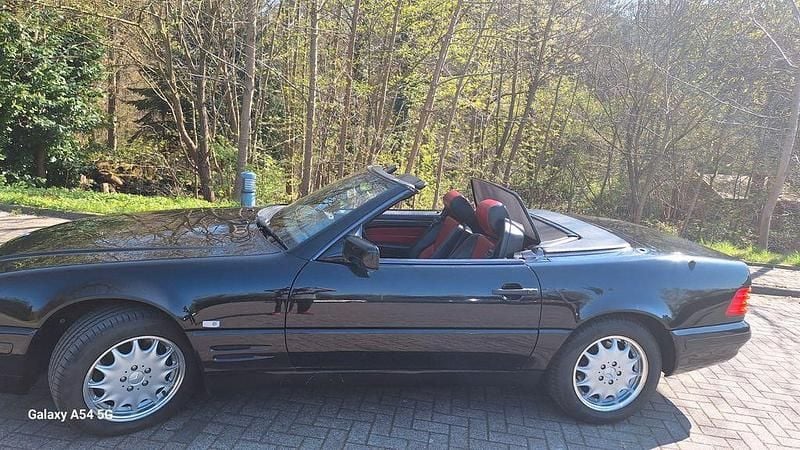 Gebraucht Mercedes SL320 231 PS (169 kW) 1997 Schwarz Cabrio