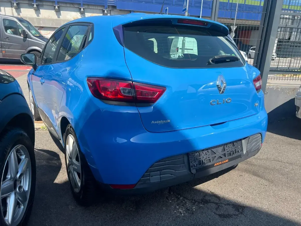 Gebraucht Renault Clio IV Dynamique 90 PS (66 kW) 2015 Blau Kleinwagen