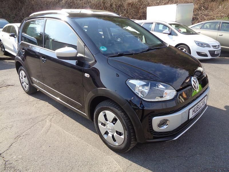 Gebraucht VW cross up! 75 PS (55 kW) 2014 Schwarz Kleinwagen