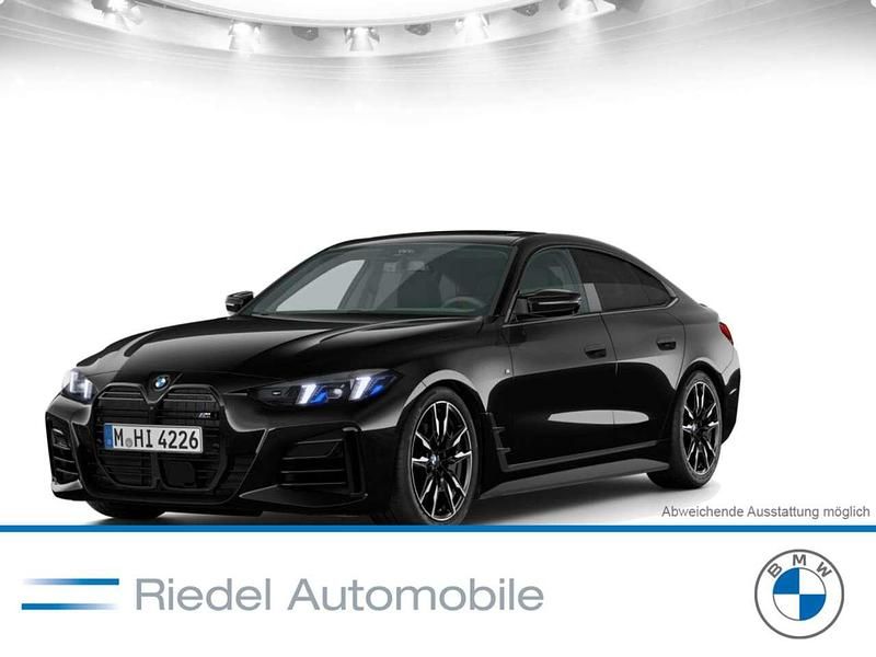 Saphirschwarz metallic Gebraucht 2025 BMW M440 M Sport Limousine | 62.890 € (Teuer) - Bild 1/3