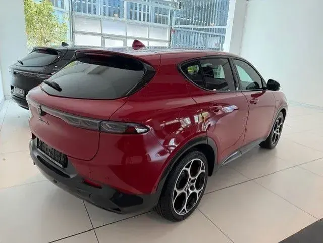 Gebraucht Alfa Romeo Tonale Veloce 160 PS (117 kW) 2022 Rot SUV