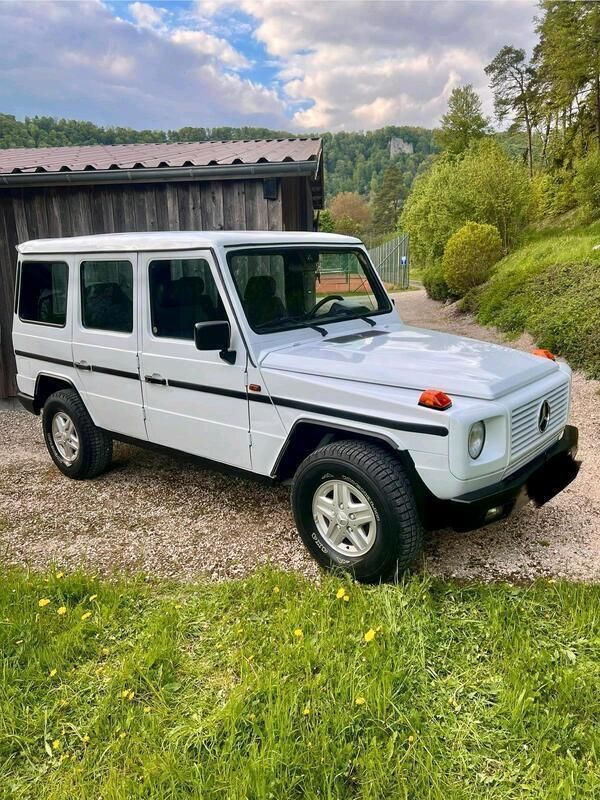 Weiß Gebraucht 1992 Mercedes G300 SUV | 18.300 € - Bild 1/4