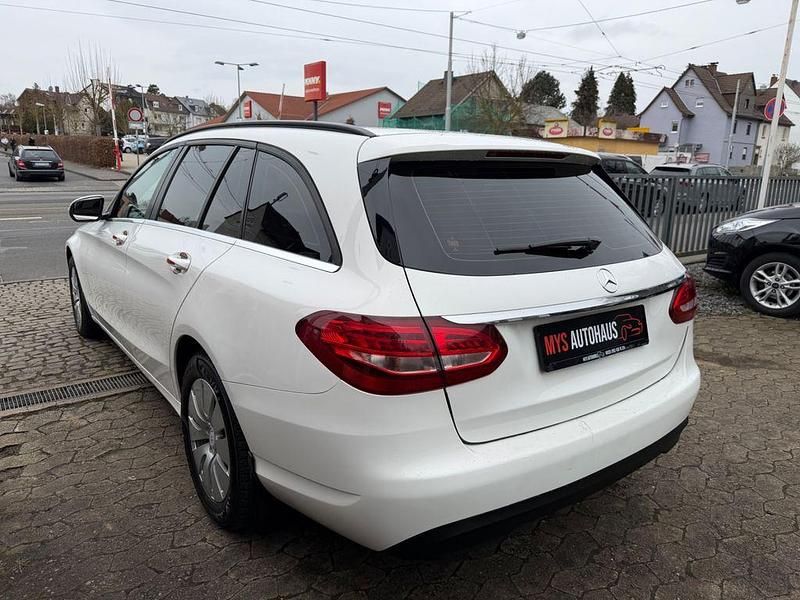 Second-hand Mercedes C200 136 CP (100 kW) 2014 Alb Break