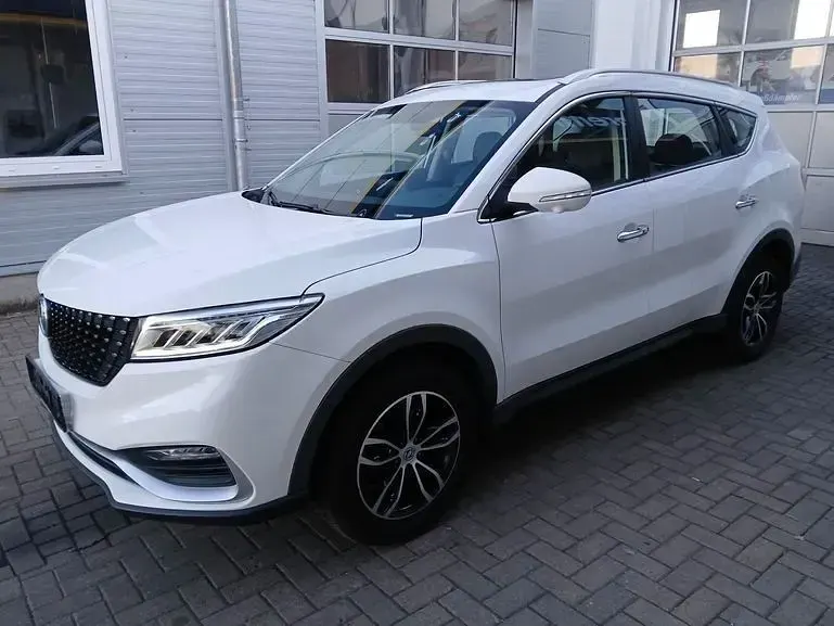 Gebraucht DFSK Fengon 145 PS (106 kW) 2022 Weiß SUV