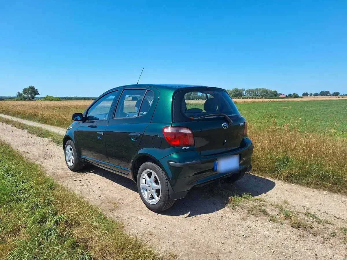 Gebraucht Toyota Yaris Sol 86 PS (63 kW) 2000 Grün Kleinwagen