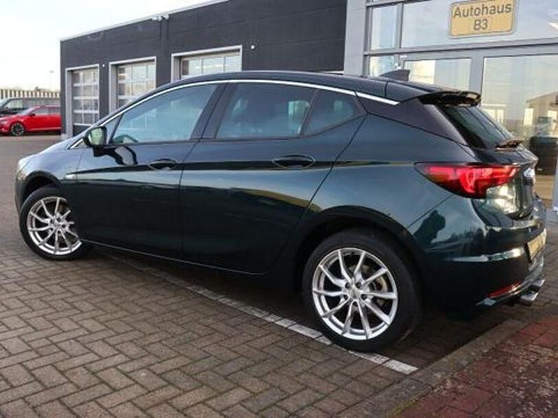 Gebraucht Opel Astra Dynamic 136 PS (100 kW) 2016 Grün Limousine