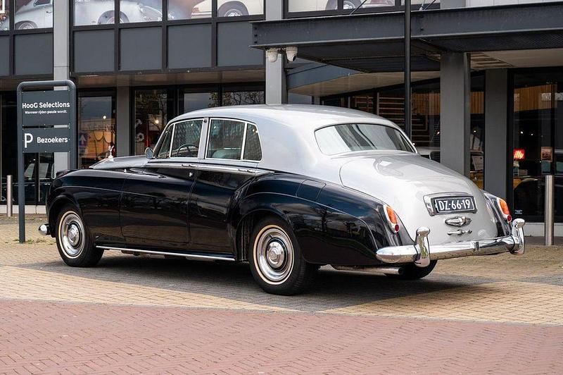 Gebraucht Rolls Royce Silver Cloud 200 PS (147 kW) 1962 Grau Limousine