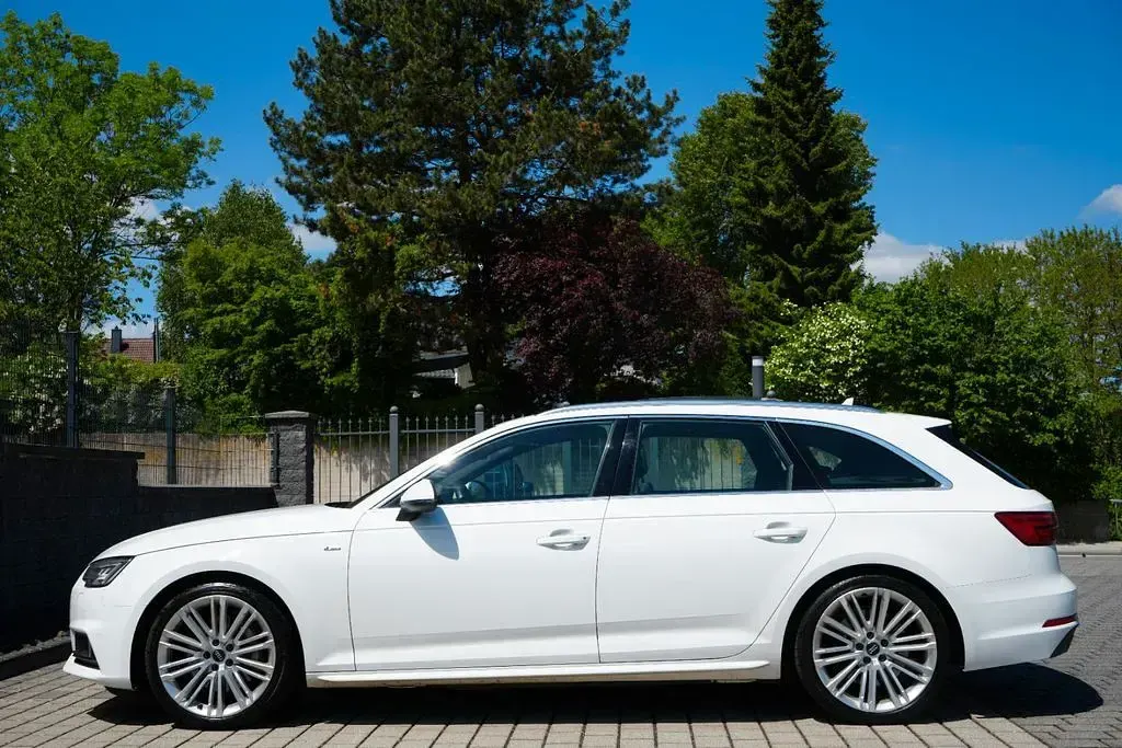 Gebraucht Audi A4 Sport 272 PS (200 kW) 2016 Weiß Limousine