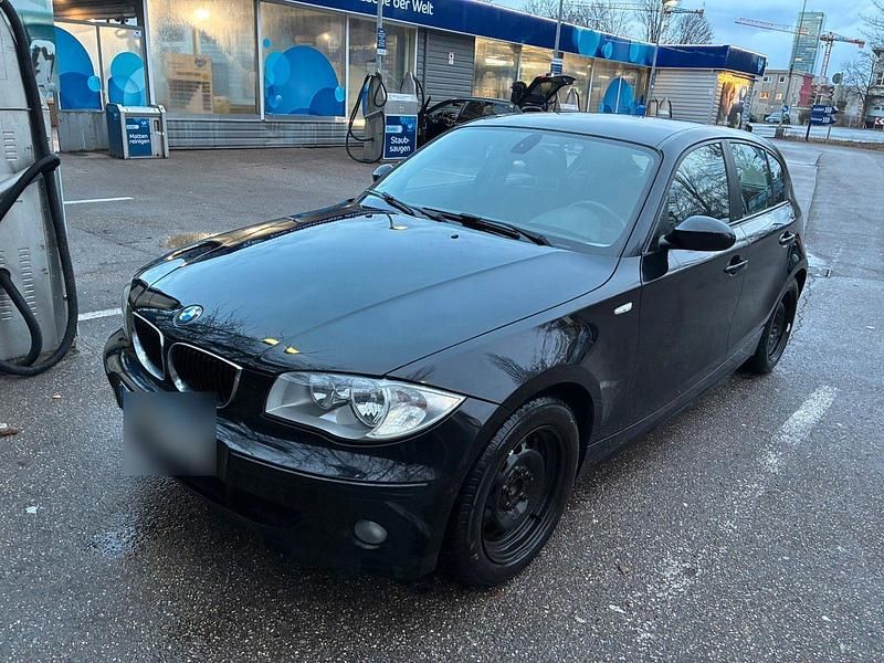 Gebraucht BMW 120 163 PS (119 kW) 2005 Schwarz Kleinwagen