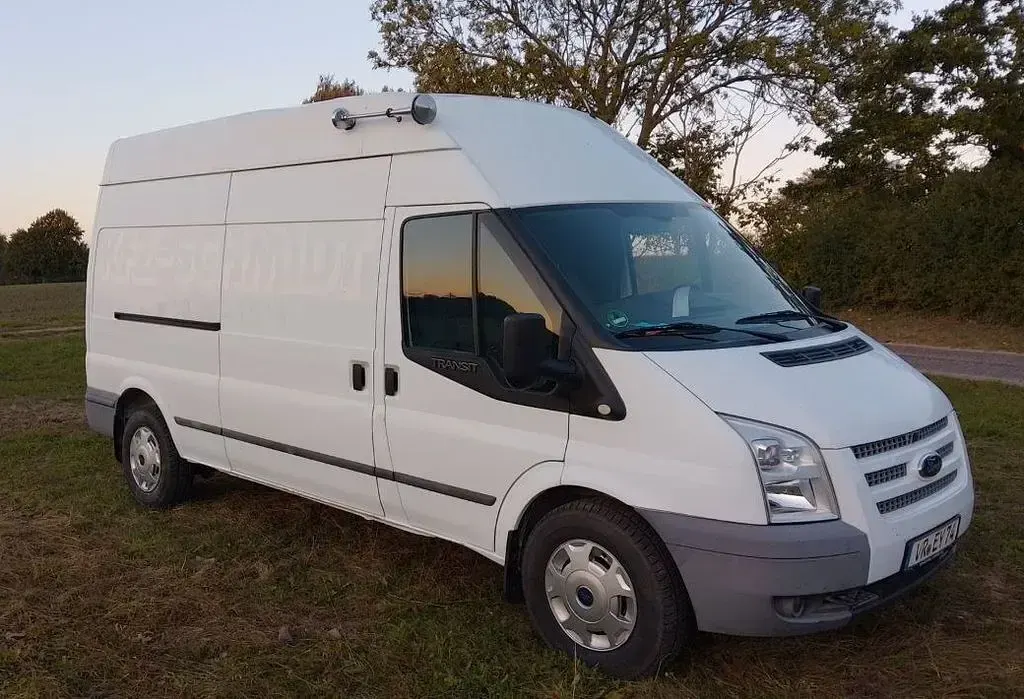 Gebraucht Ford Transit Trend 125 PS (91 kW) 2013 Weiß Van / Kleinbus