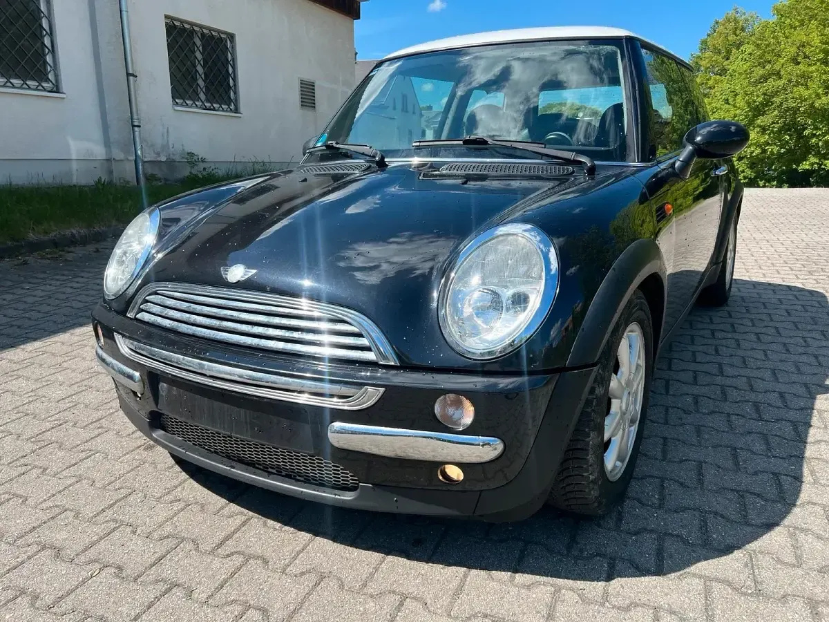Käytetty Mini Cooper 116 HP (85 kW) 2002 Musta Viistoperä