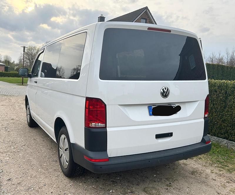 Second-hand VW Transporter 150 CP (110 kW) 2021 Alb Van