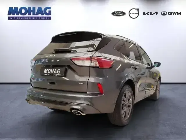 Usado Ford Kuga ST-Line X 224 HP (164 kW) 2024 Cinzento SUV
