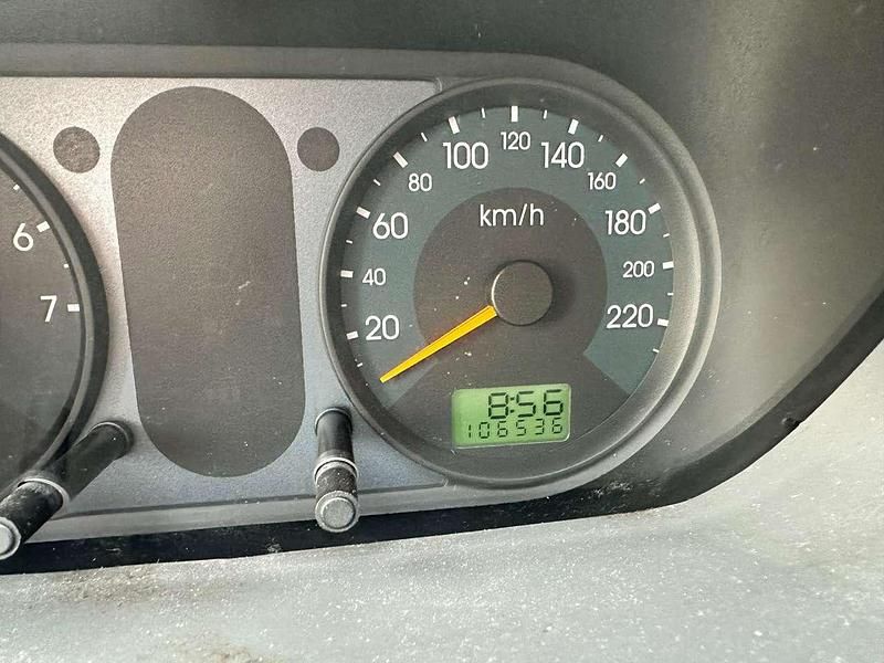 Gebraucht Ford Fusion Trend 80 PS (58 kW) 2002 Polarsilber metallic Kleinwagen